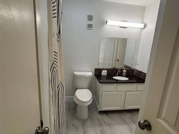 10075 Westpark Drive 40, Houston TX 77042