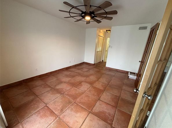 10075 Westpark Drive 40, Houston TX 77042