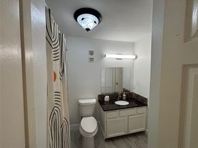 10075 Westpark Drive 40, Houston TX 77042