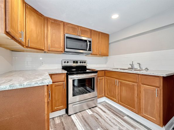 1511 Scharpe Street, Houston TX 77023