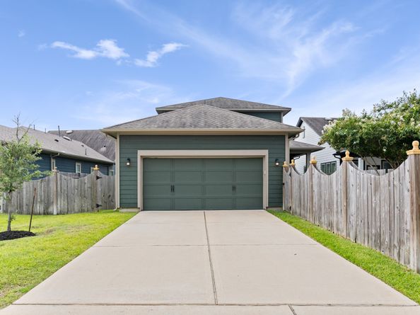 18422 Blue Hollow Heights Drive, Cypress TX 77433