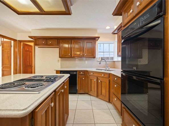 1018 Sherfield Ridge Drive, Katy TX 77450