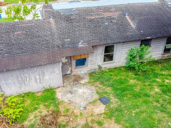 5942 Southridge Street, Houston TX 77033