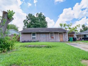 5942 Southridge Street, Houston TX 77033
