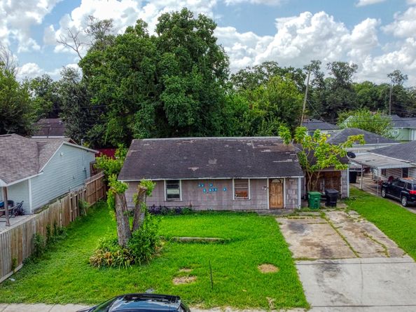 5942 Southridge Street, Houston TX 77033
