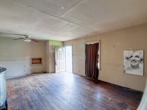 5942 Southridge Street, Houston TX 77033