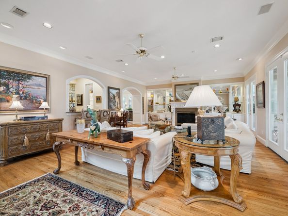 2309 Shakespeare Street, Houston TX 77030