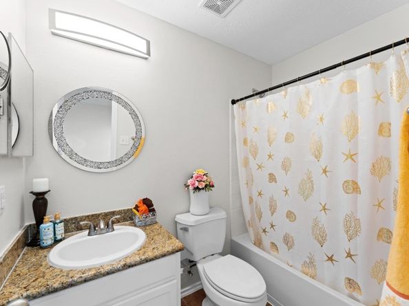 10914 Kelly Hill Court, Houston TX 77034