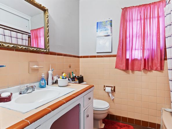 5622 Beldart Street, Houston TX 77033