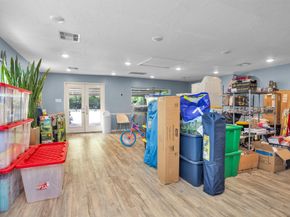 1725 Strawn Road, Houston TX 77039