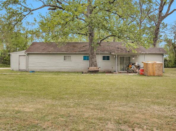 1725 Strawn Road, Houston TX 77039