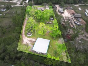 1725 Strawn Road, Houston TX 77039