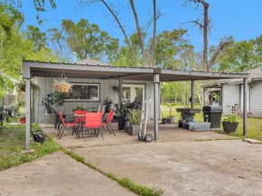 1725 Strawn Road, Houston TX 77039