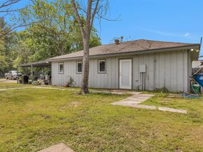 1725 Strawn Road, Houston TX 77039