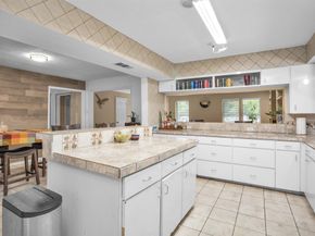 1725 Strawn Road, Houston TX 77039