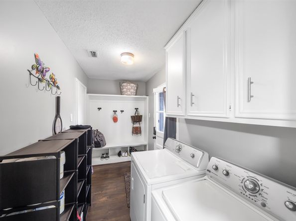 5923 Old Lodge Drive, Houston TX 77066
