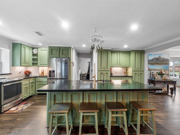 5923 Old Lodge Drive, Houston TX 77066