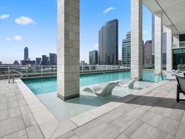 1409 Post Oak Boulevard 1804, Houston TX 77056