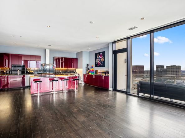 1409 Post Oak Boulevard 1804, Houston TX 77056