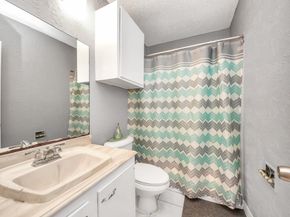 547 Walston Lane, Houston TX 77060