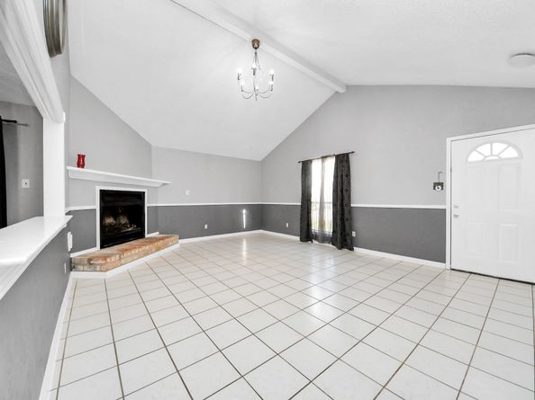 547 Walston Lane, Houston TX 77060