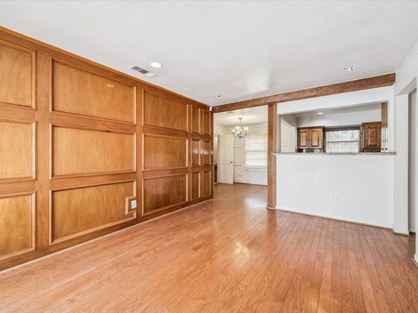 5111 Idaho Street, Houston TX 77021