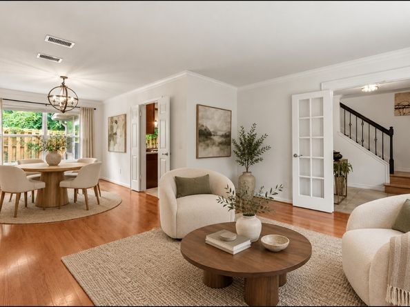 11 Thorn Berry Place, The Woodlands TX 77381