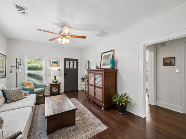 1008 Fugate Street, Houston TX 77009