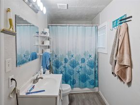 7938 Kerr Street 6, Houston TX 77029