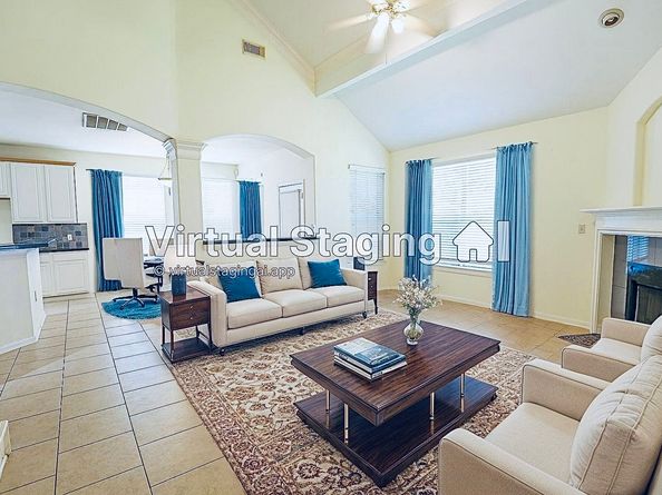 14914 W Bend Drive, Houston TX 77082