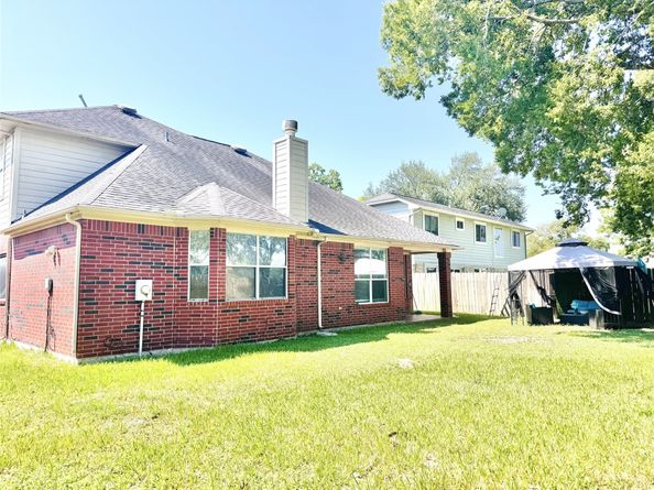 14914 W Bend Drive, Houston TX 77082