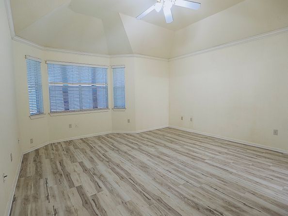 14914 W Bend Drive, Houston TX 77082