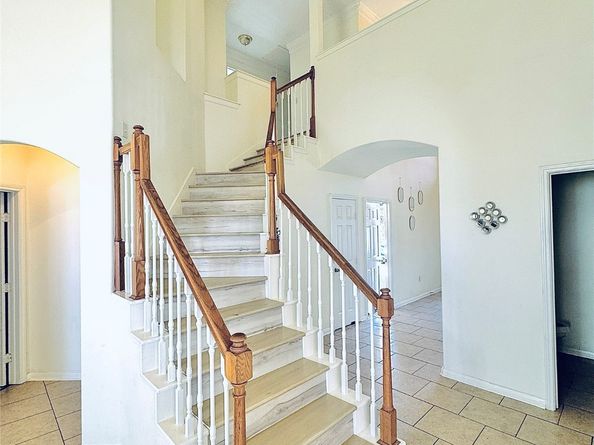 14914 W Bend Drive, Houston TX 77082