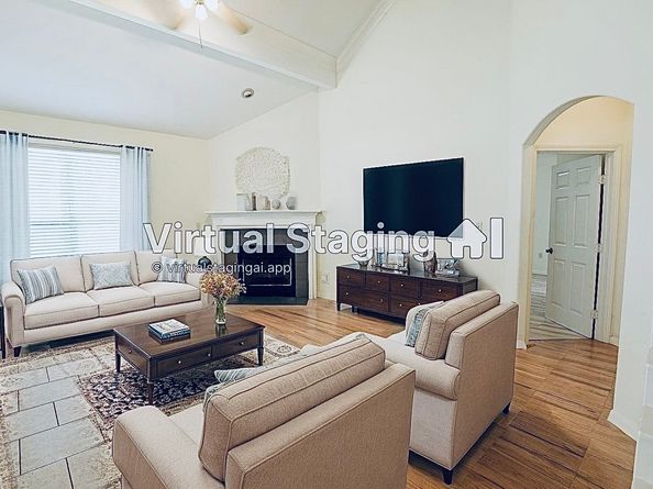 14914 W Bend Drive, Houston TX 77082