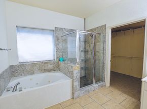 14914 W Bend Drive, Houston TX 77082