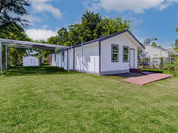3414 Le Badie Street, Houston TX 77026