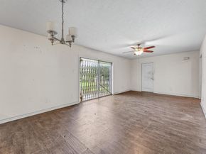 2709 Davis Street, Houston TX 77026