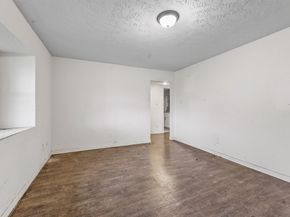 2709 Davis Street, Houston TX 77026