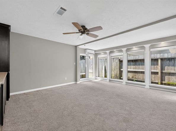 291 Wood Loop Street, Houston TX 77015