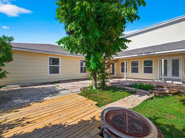 291 Wood Loop Street, Houston TX 77015