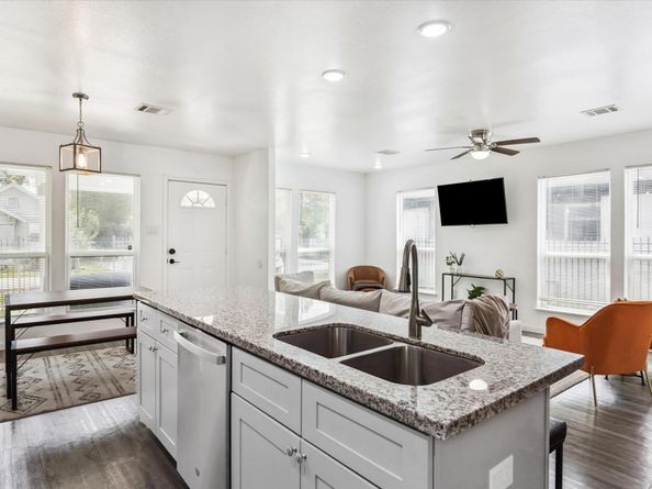 2631 Stevens Street, Houston TX 77026