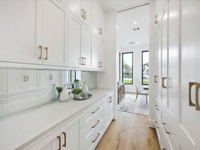 6510 Sivley Street, Houston TX 77055
