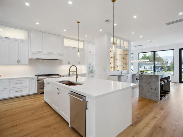 6510 Sivley Street, Houston TX 77055