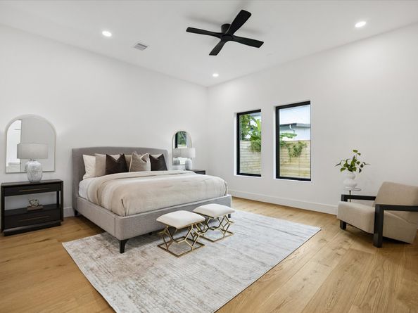 6510 Sivley Street, Houston TX 77055