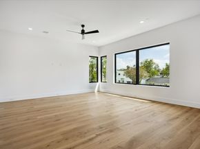 6510 Sivley Street, Houston TX 77055