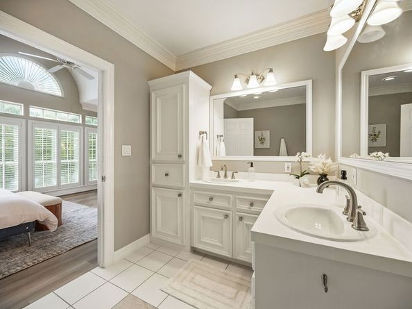 1948 Welch Street, Houston TX 77019