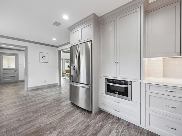 10042 Briar Forest Drive, Houston TX 77042