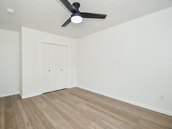 1034 W Donovan Street W, Houston TX 77091