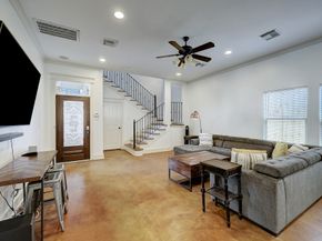919 W 23rd Street, Houston TX 77008