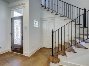 919 W 23rd Street, Houston TX 77008